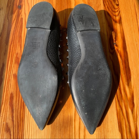 Valentino Garavani Rockstud Black Leather Flats - Picture 5 of 15